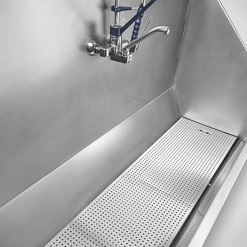 Parts washing station with feet Type TW-S 200x80 SON, Detail washing trough with perforated sheet 