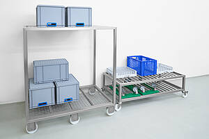 Draining trolley with round steel grid on 2 shelves (on the right in the picture) for drying plastic containers or rollis, Id.-No. 24-63118-8 