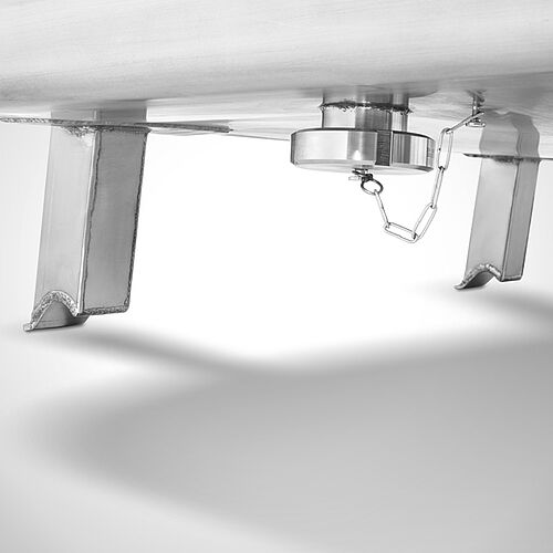 Stainless steel milk screw cap type SCHRV-MI DN50 mounted on the bottom of a pickle container, art. no. 15.00.00.09 