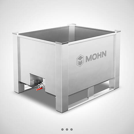 Non-sloped stacking container with a protected outlet ball valve (Type STB-AI OG) and a 700-liter capacity | Mohn GmbH 