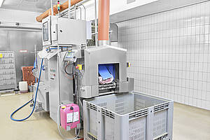 Industrie-Waschanlage zur Reinigung von Schinken Typ SCHWA 200 Highline im Durchlaufverfahren, ID 18-61628 