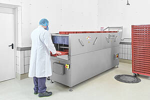 Durchlauf-Waschanlage mit Abblasung für bis zu 160 Euronormbehälter, ID 24-61554 