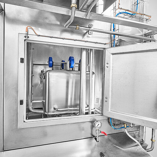Cabin washing system Type KWA-300, item no. 11.10.02.71, detail maintenance door 