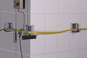 Universal-Schlauchführung über Eck