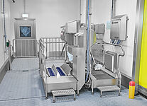 Staff hygiene stations (entrance and exit) - Check-In-Station II Highline and Desi-Check Highline, ID 18-62583 