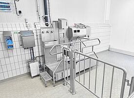 Hygiene Station Type Check-In-Station II with external control cabinet and railing gate system with magnetic locking system, ID 20-63020 
