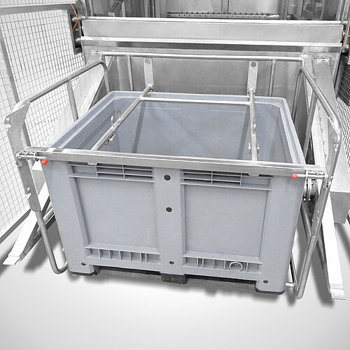 Cabin washing system for plastic pallet boxes, big execution 