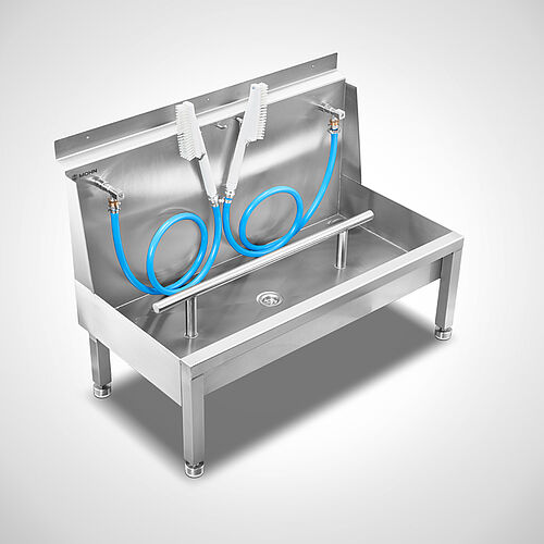 Boot washing basin Type STWR, art. no. 16.00.00.06 with height-adjustable "Highline" feet (option) 
