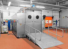Großraum-Kabinenwaschanlage Typ KWA-UGR - 1-tuerig mit Rampe 