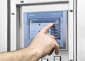 Bäckerei-Referenz: Kabinenwaschanlage Typ KWA-UDT (Detail SIEMENS Steuerung)