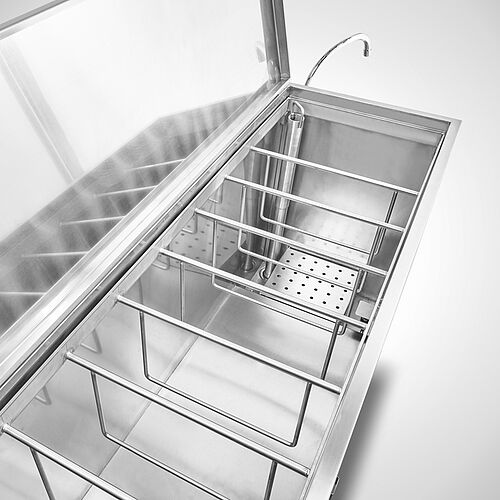 Knife basket disinfection basin type DSB-MK-8 for 8 large or 16 small knife baskets, item no. 12.00.00.52 