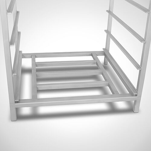 Smoking rack Type RAGE-M/E SON, lower base frame reinforced in the middle in "ladder shape" 