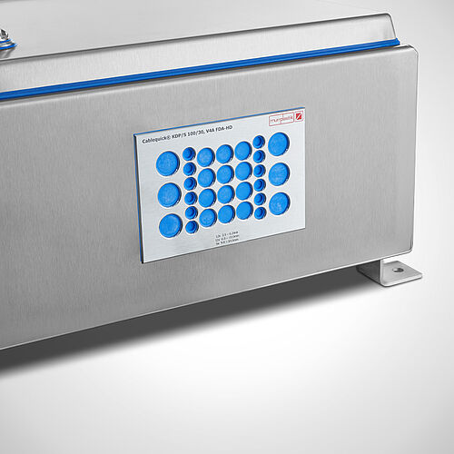 External control cabinet Detail: Stainless steel cable entries (Schaltschrank-Unterseite) 
