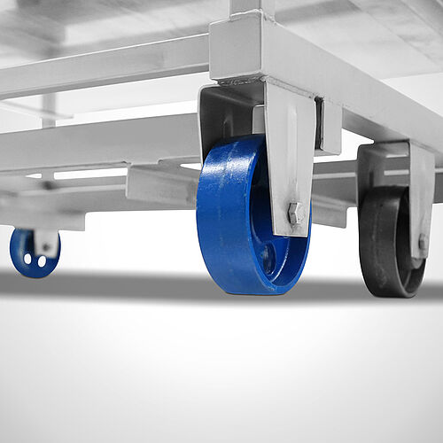 Roast trolley Type BRTW-6-1010, ID 16-63465.5, detail: heat resistant cast iron wheels