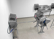 2-lane entrance with soap dispenser + turnstile Type Soap-Control Highline 