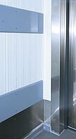 Skirting protection profile for lightweight walls 