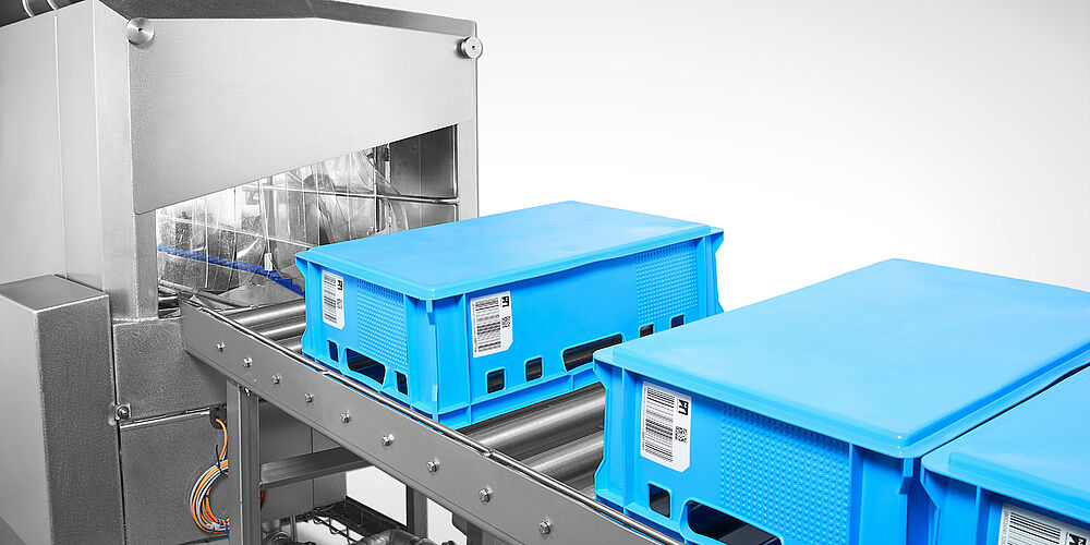 Crate Washer Highline - option: outlet side with roller conveyor | Mohn GmbH 