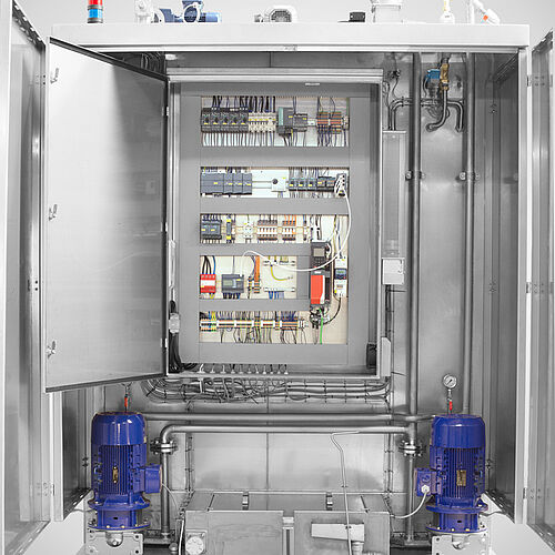 Cabin washing system Type KWA-UDT, art. no. 11.10.02.91, Control cabinet inside machine room 