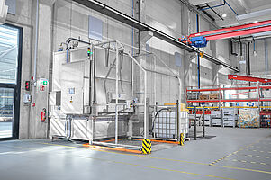 Cabin washing system Type KWA-Rotar for big-boxes | Mohn GmbH 