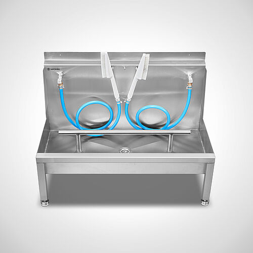 Boot washing basin Type STWR, art. no. 16.00.00.06 with height-adjustable "Highline" feet (option)