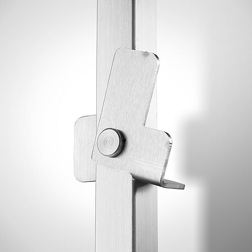 Detail: Rotary hinge made of stainless steel - opened