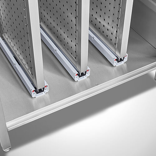 Cabinet with vertical extensions Type VSD-100-60, Detail telescopic rail-guided - vertical full extensions 