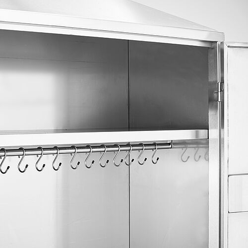 Interior: Intermediate floor, below clothes with rail and sliding hooks 