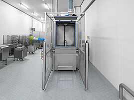 Cabin washing system Type KWA-200, front view with standard trolley support frame 