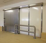 Impact protection rail for protection the sliding door 